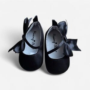 Black Satin Mary Jane Baby Girl Shoes w/ Ribbon Bow by Rising Star size 6-9 mos